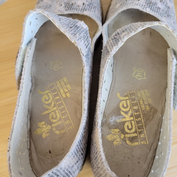 RIEKER Doris anitstress metallic leather perforated square toe Mary Jane shoes - Picture 11 of 16